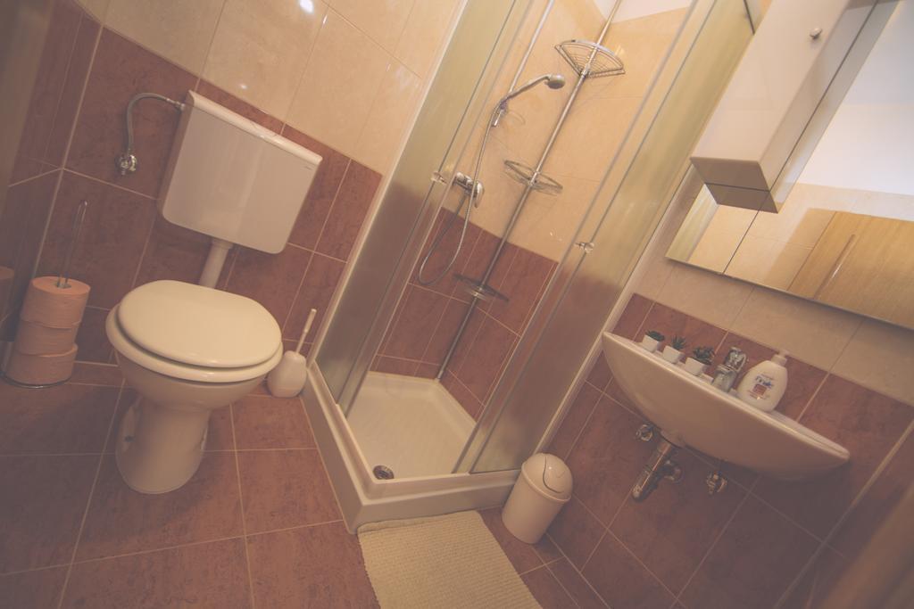 Apartments Meri Ližnjan Cameră foto